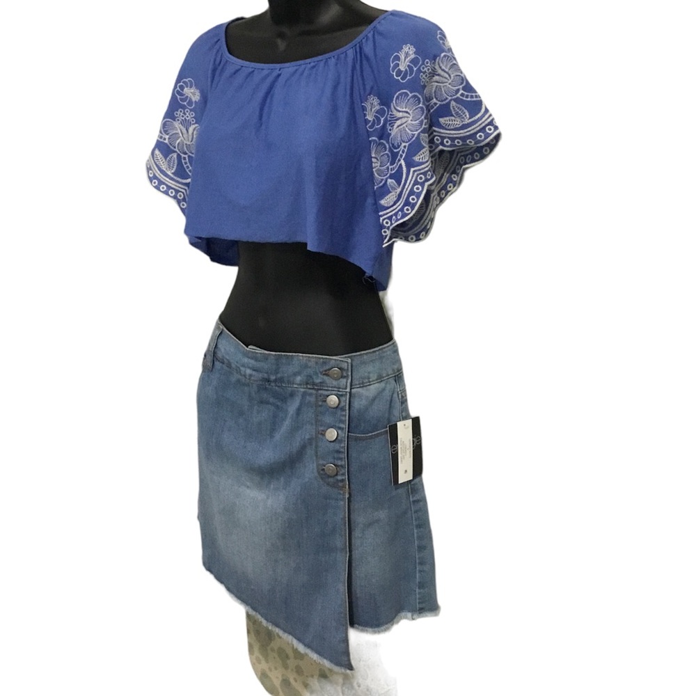 Fever Embroidery Crop Top NWT